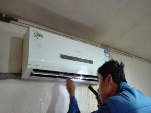 苏尼特右格力空调电话是多少